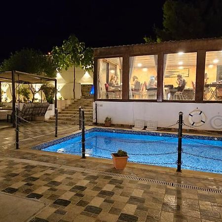 Al Namteh Lodge Abil Kültér fotó